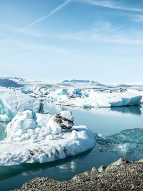 03_dREAMSCAPE_Website_Experiences_Summer-in-Iceland_Left-side-main-image-for-overview