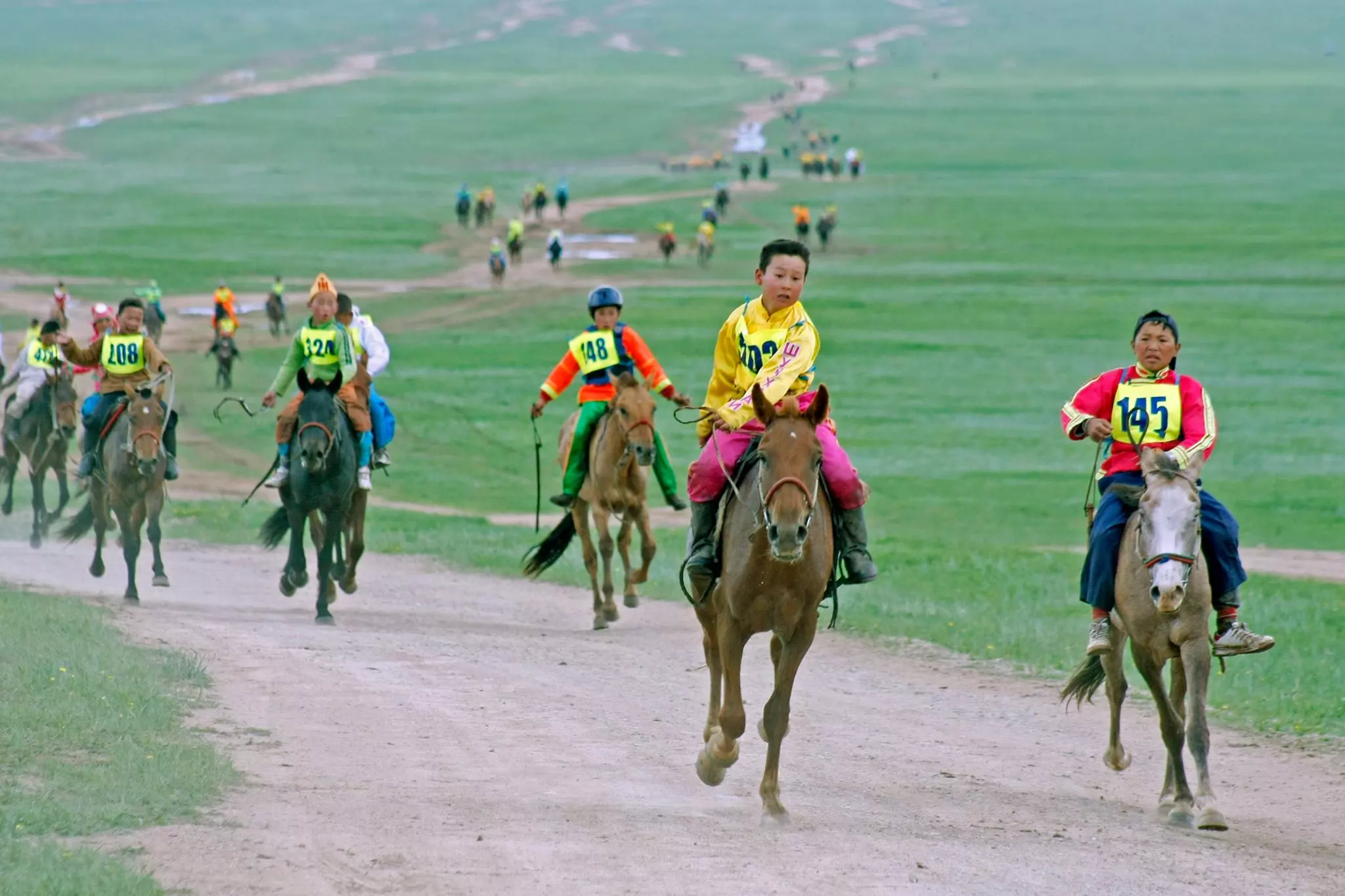 14_dREAMSCAPE_Website_Experiences_Explore-Mongolia-Naadam-Festival_Gallery